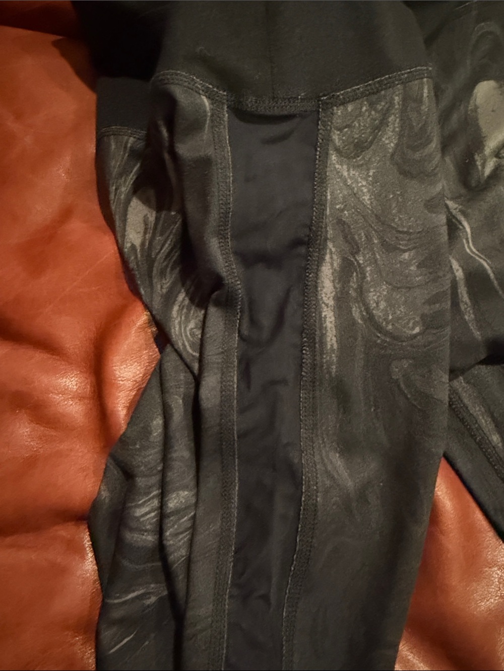 Abercrombie & Fitch Black Marble Print Sports Bra and XL Leggings Set L Top - Picture 2 of 6